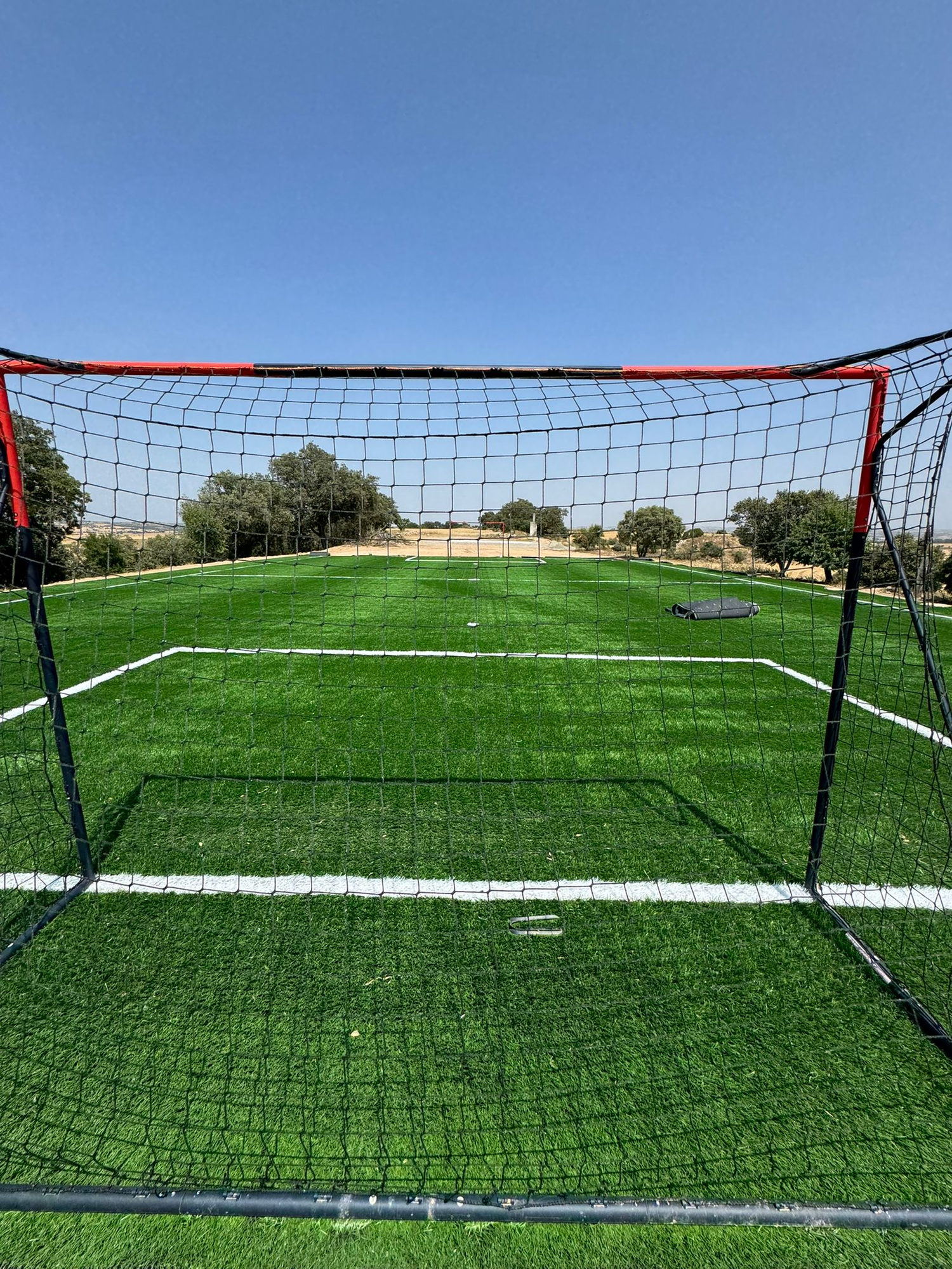 Campo de fútbol de césped de la Masia de Queralt